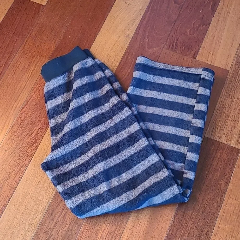 Wondernation boys gray and navy blue stripped pajama pants size 10/12‎