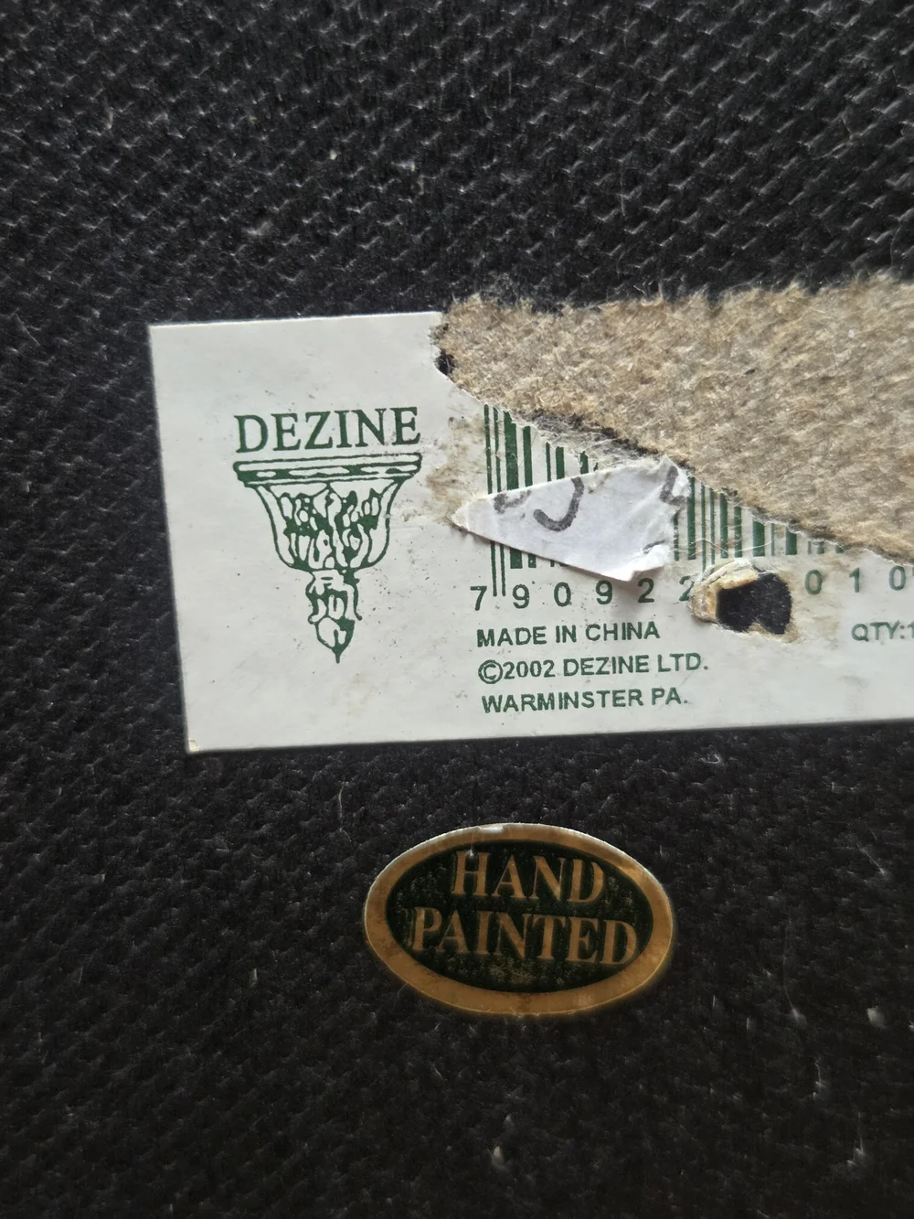 Dezine oval hand