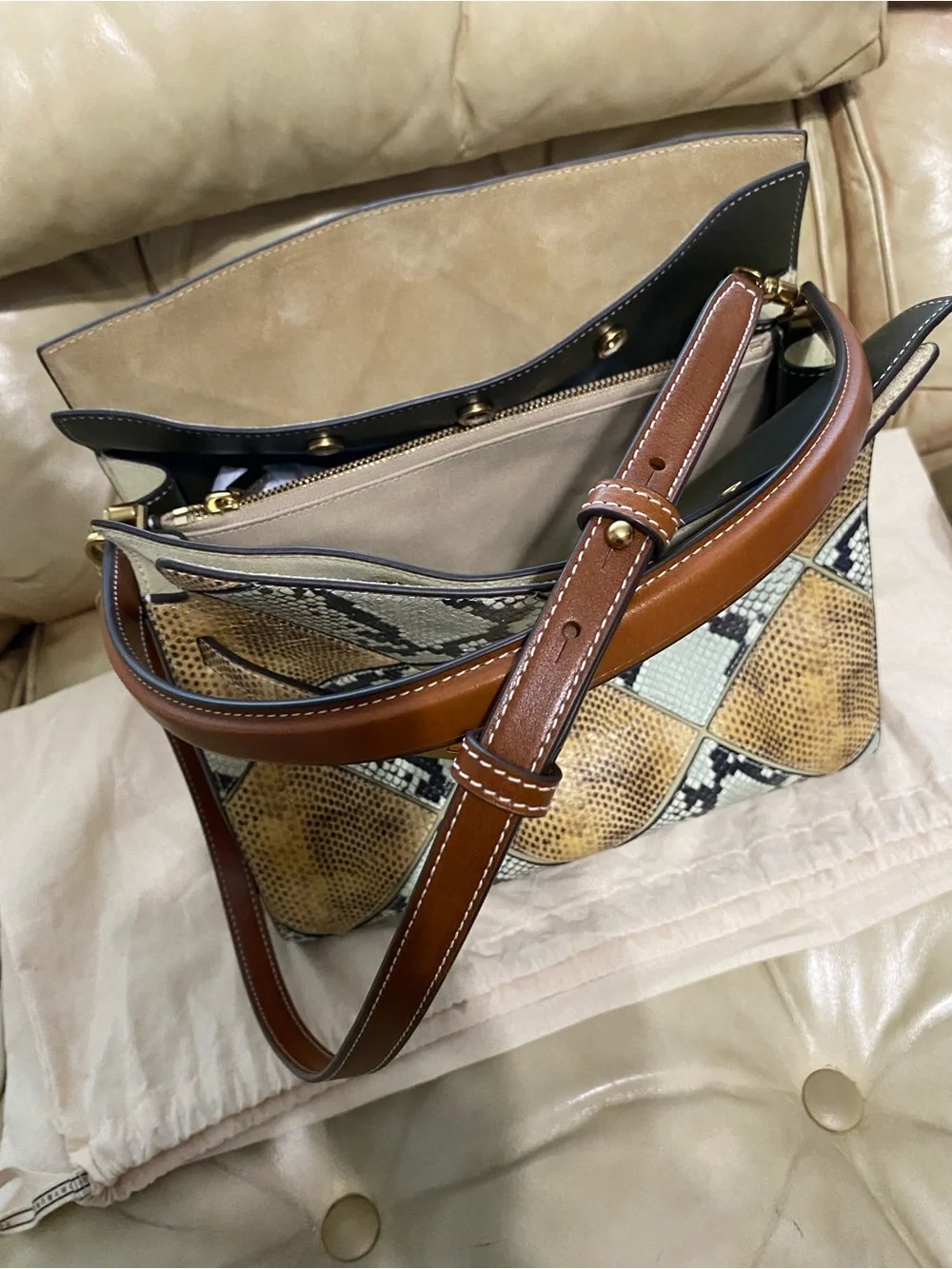 Tory Burch authentic tory