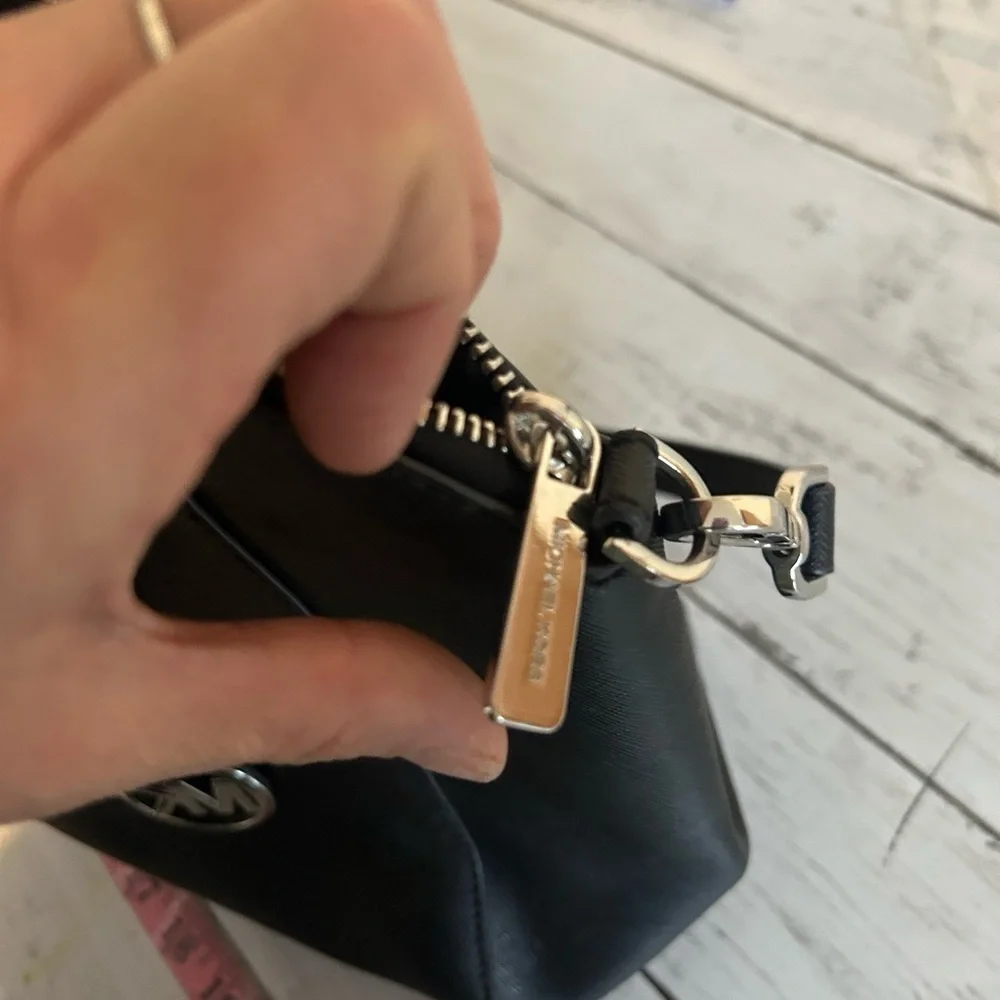 Michael Kors Nero Black and silver Purse with crossbody strap