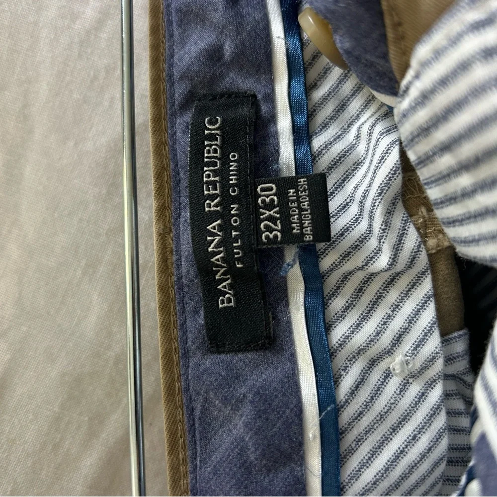 Banana Republic Khaki Fulton Chino Size 32 x 30