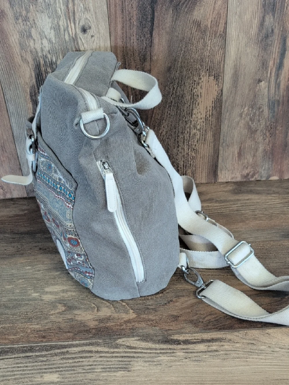 Canvas Artisan stylish canvas