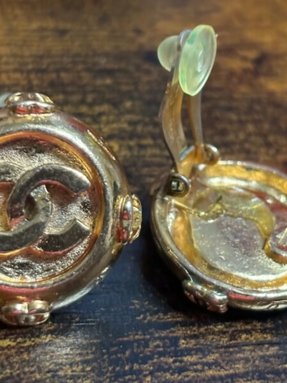Vintage Chanel 24K plated Interlocking CC Logo Women's Clip Earrings - Authentic