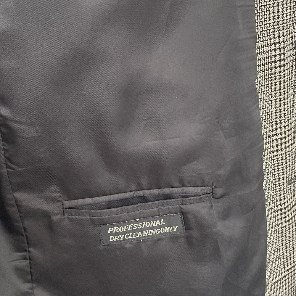 The Unbranded Brand embrace timeless