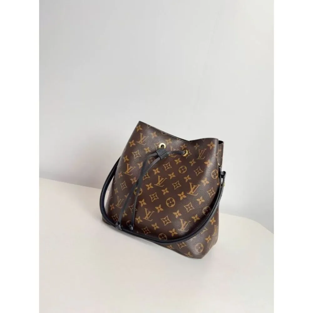Louis Vuitton Women Pre-Loved Bag Very Good Condition
