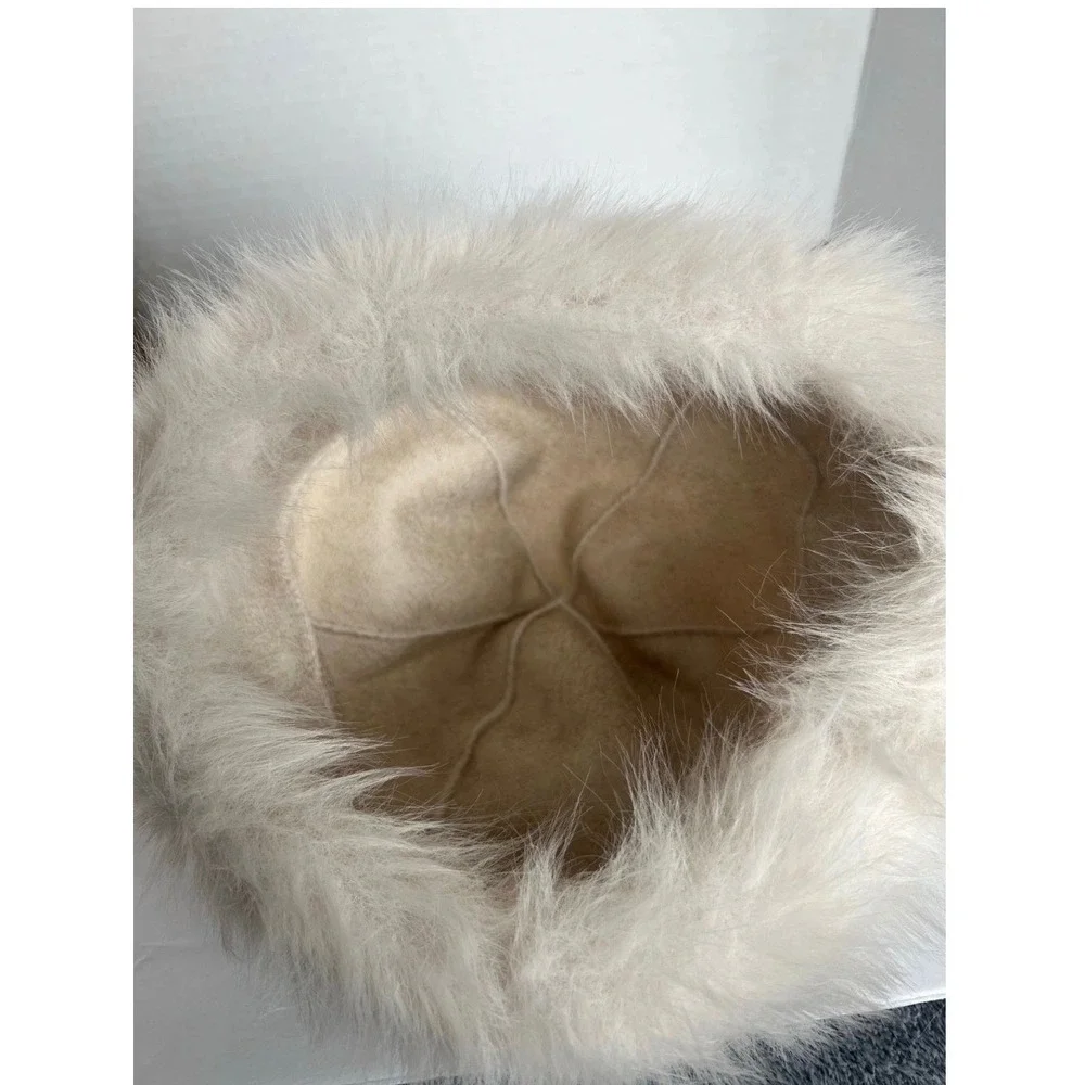 Boutique + new fluffy