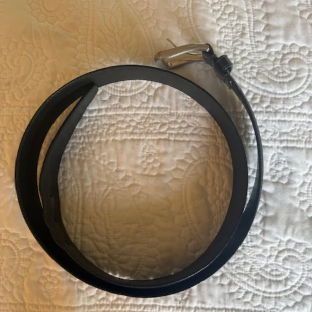 Prada used good
