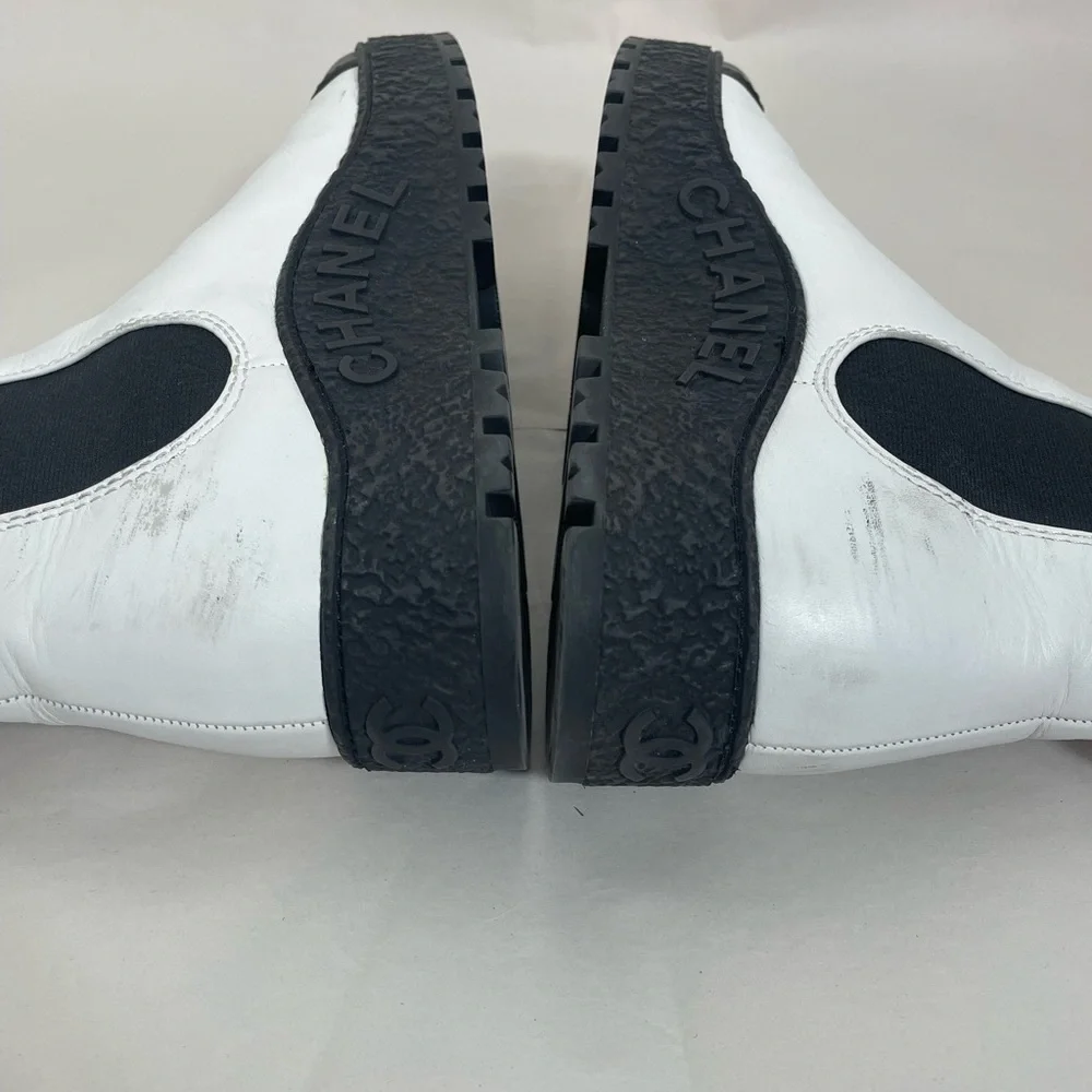 CHANEL great calfskin