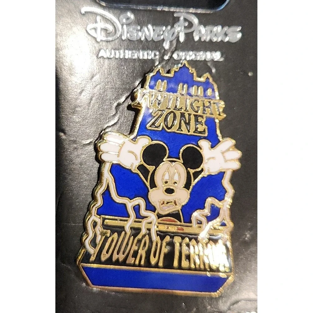 Disney pin as