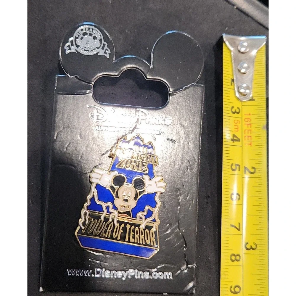 Disney pin as