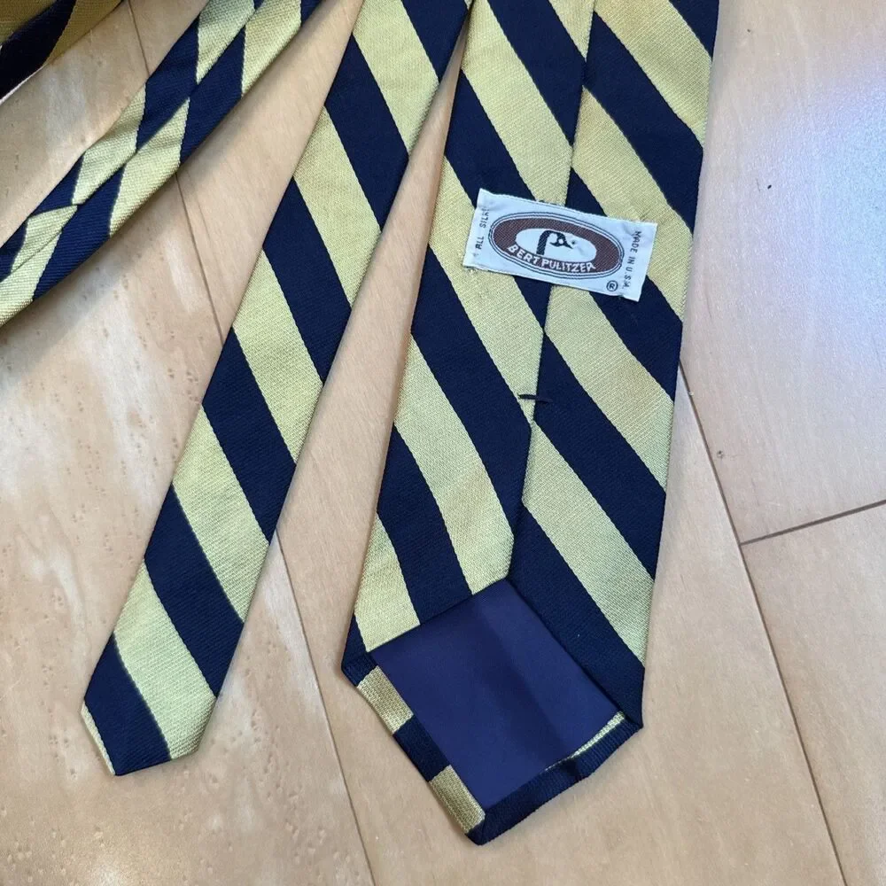 Bert Pulitzer yellow striped
