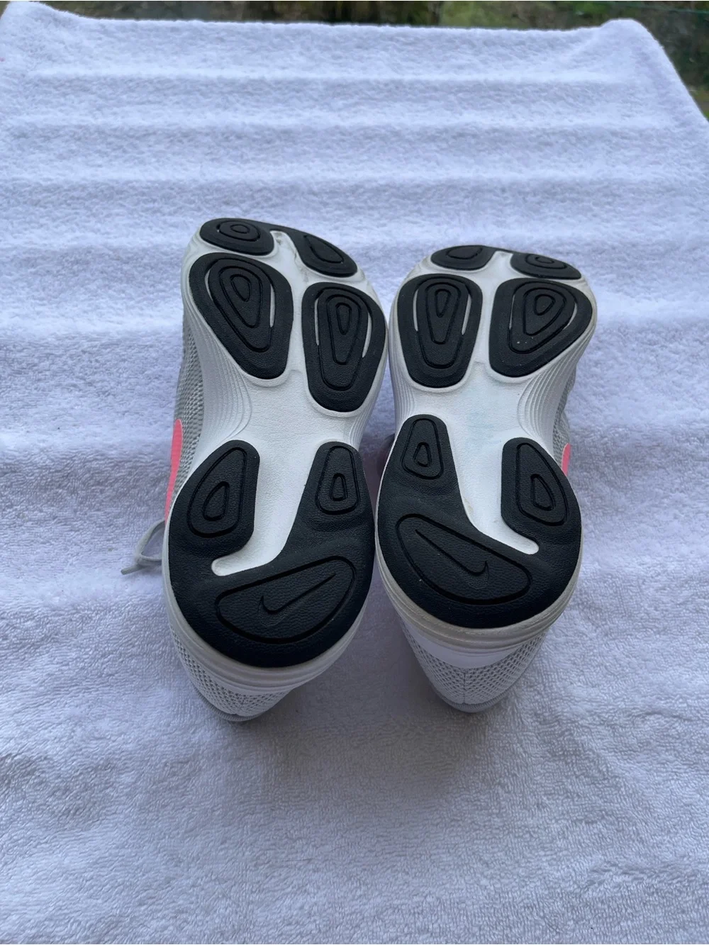 Nike Revolution 4 Running Shoes – Women’s Size 10 (EU 42)
