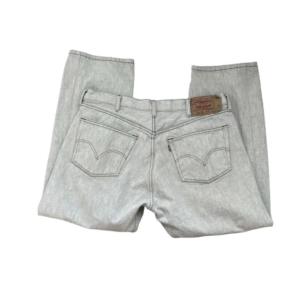 Levis Button Fly 501 Straight Fit Jeans Men's 40/30 Actual 38/28‎ Light Gray