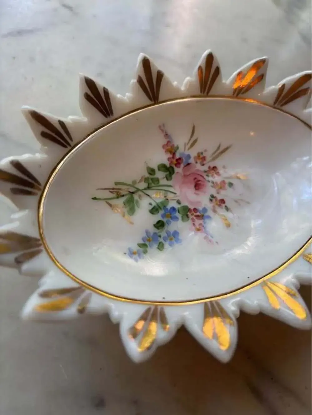 N/A beautiful gilded