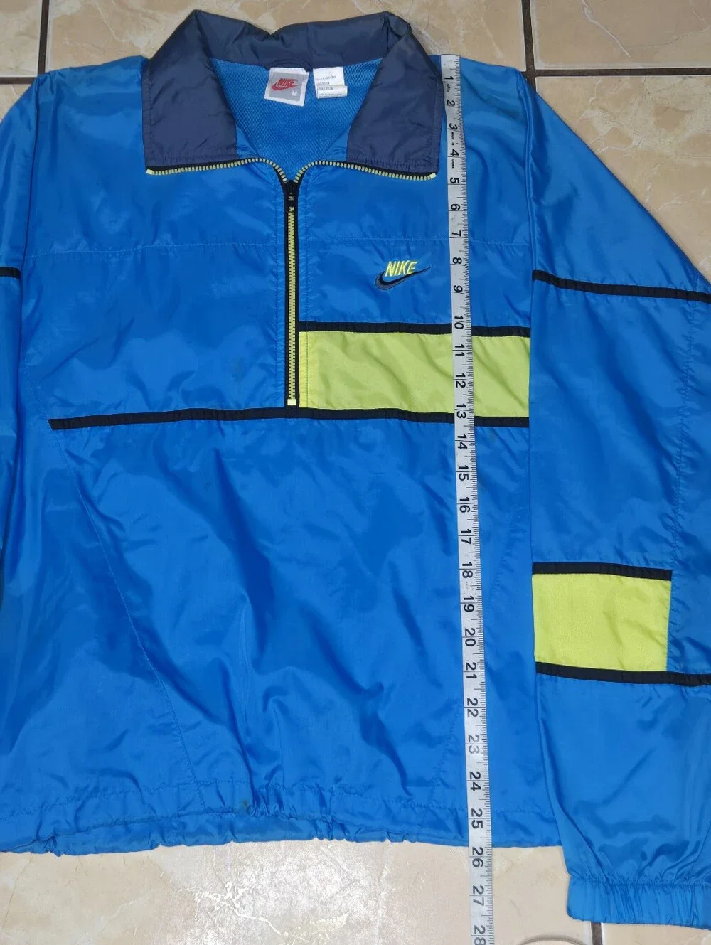 Nike lightweight pullover