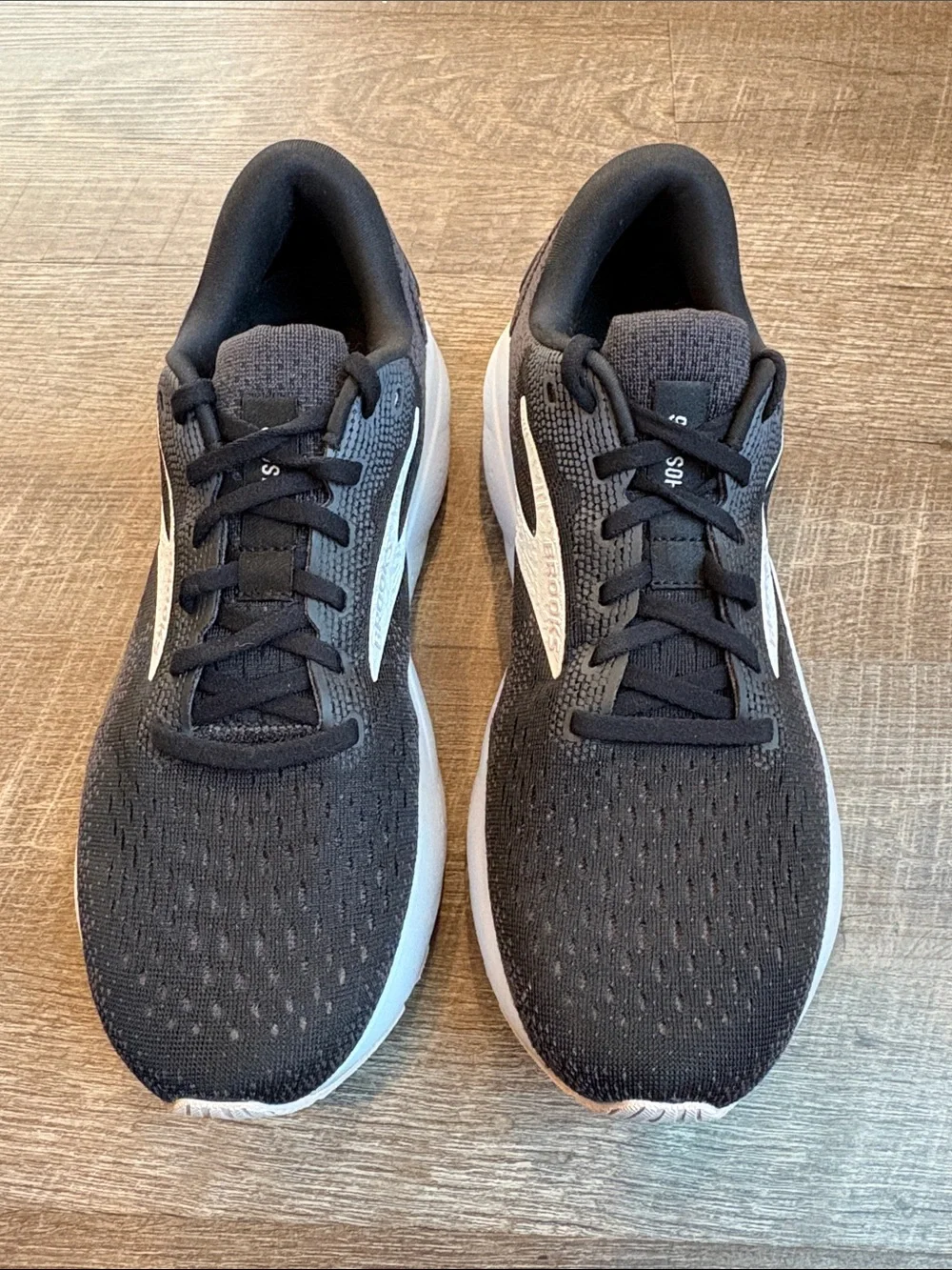 Brooks Ghost 16 Running Shoes Women’s 10.5 Black/White/Orchid Ice