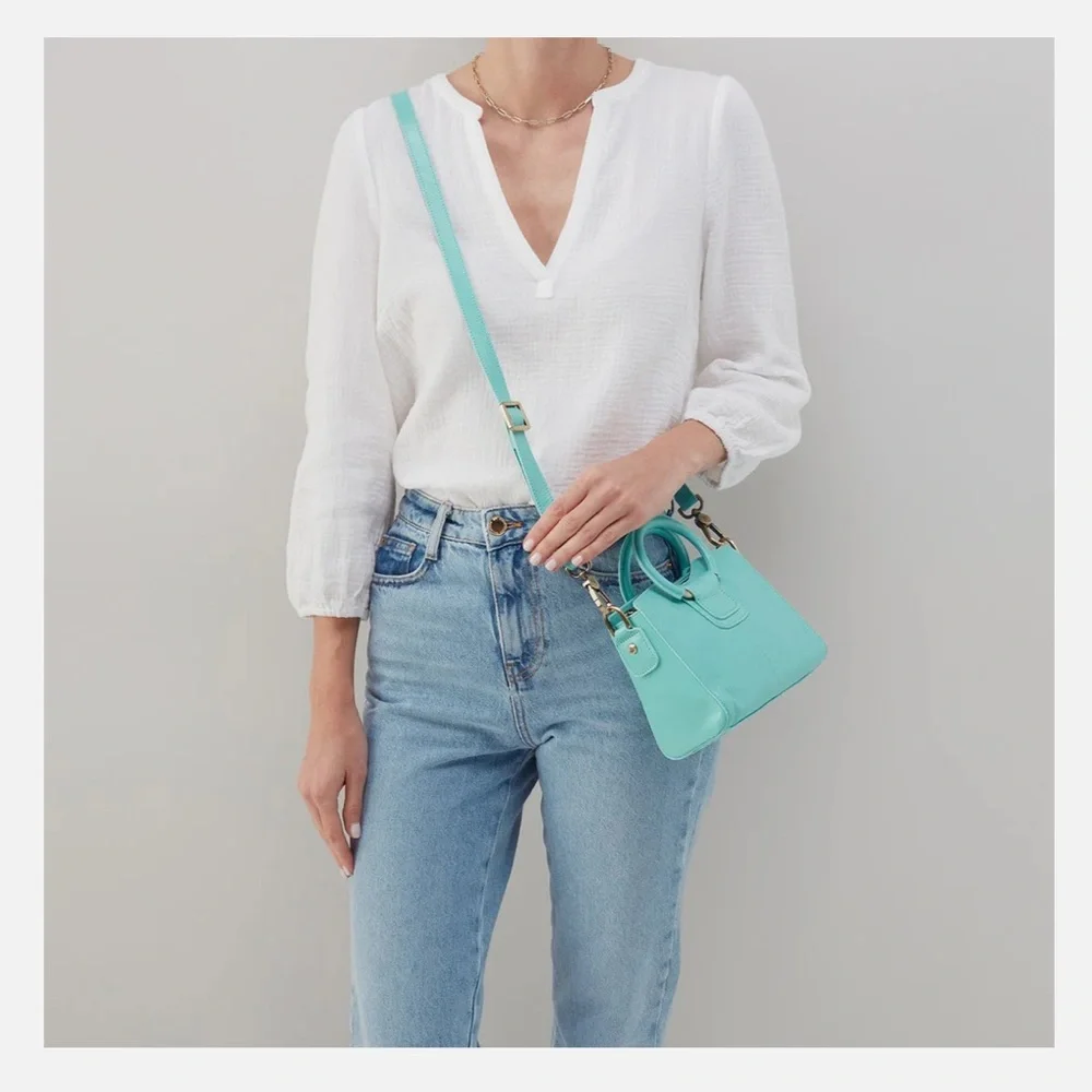HOBO nwt color