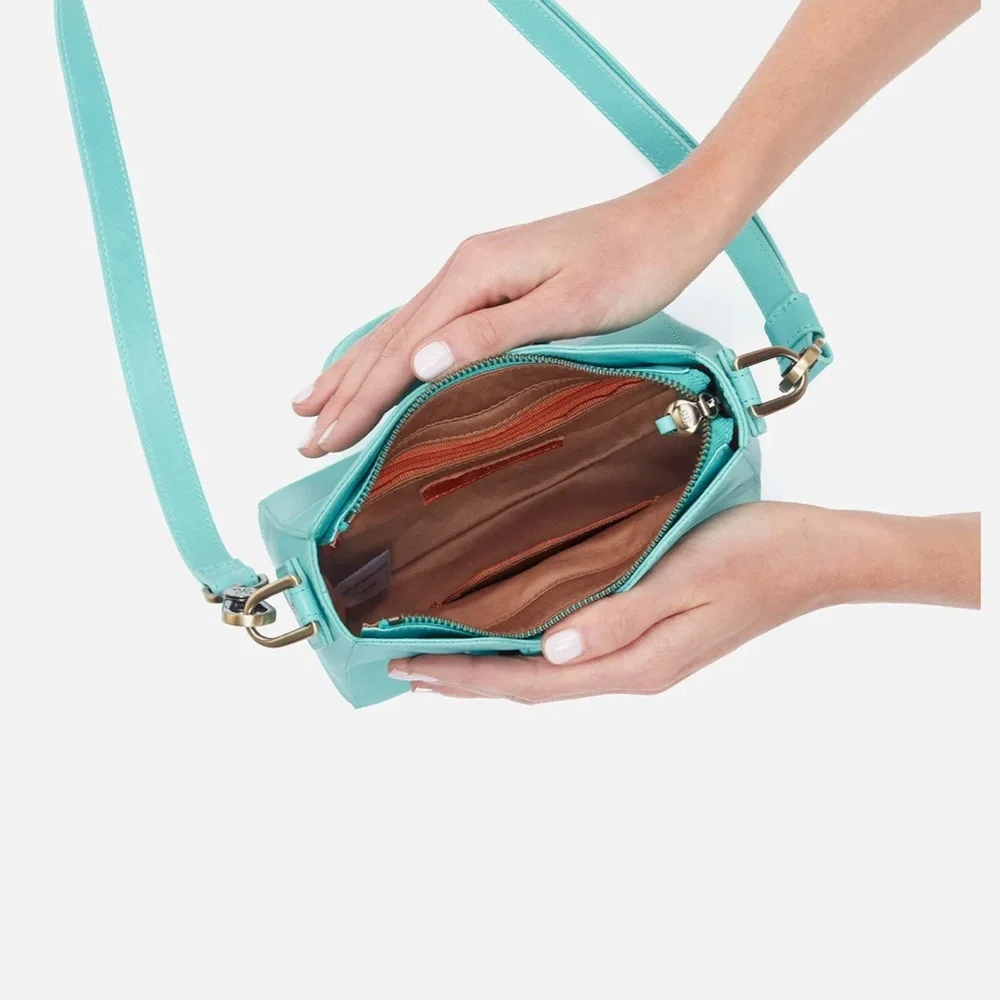HOBO nwt color