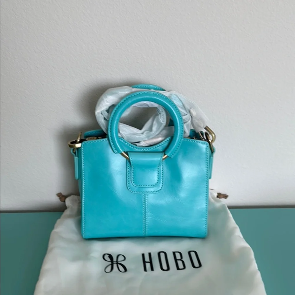 HOBO nwt color