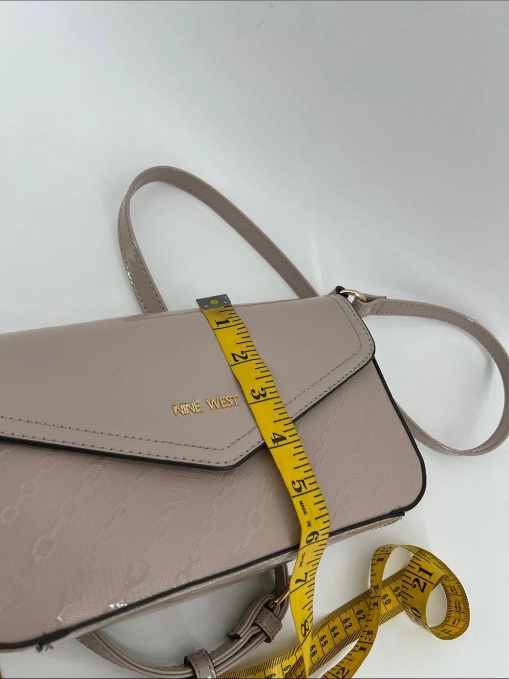 Nine West compact nine