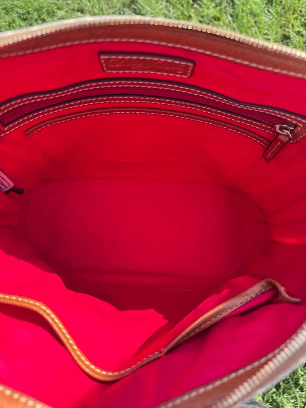 Ladies Dooney & Bourke Dome Gretta Signature Satchel Purse