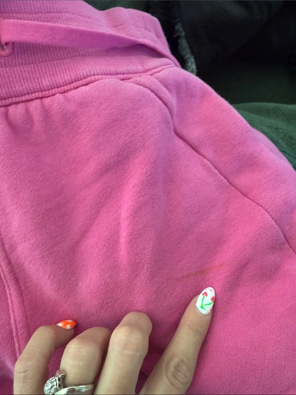 Lululemon sonic pink joggers