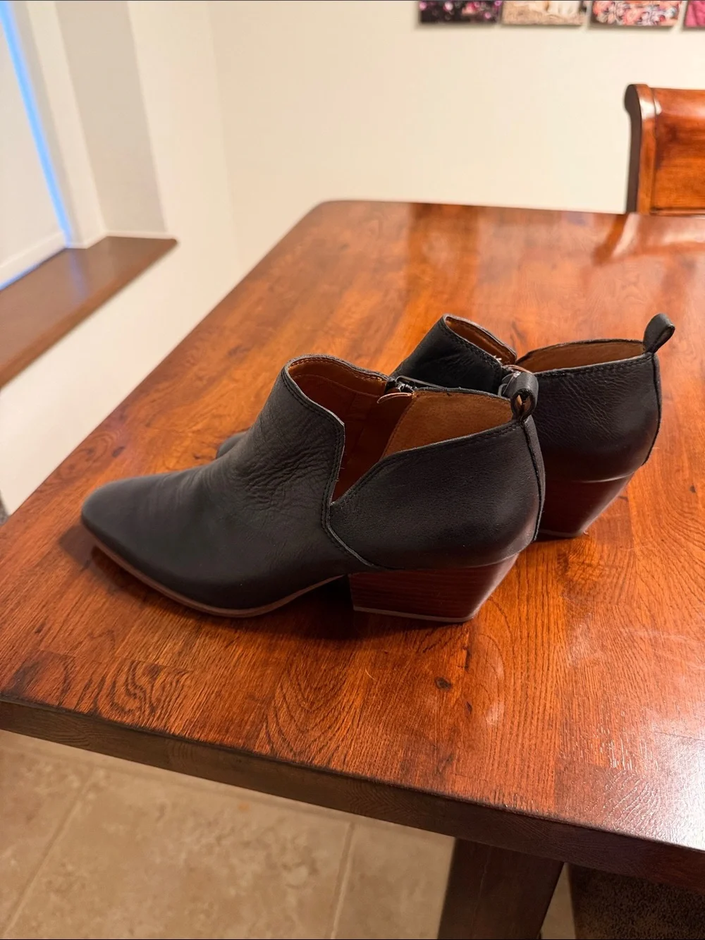 Franco Sarto minimal toe very