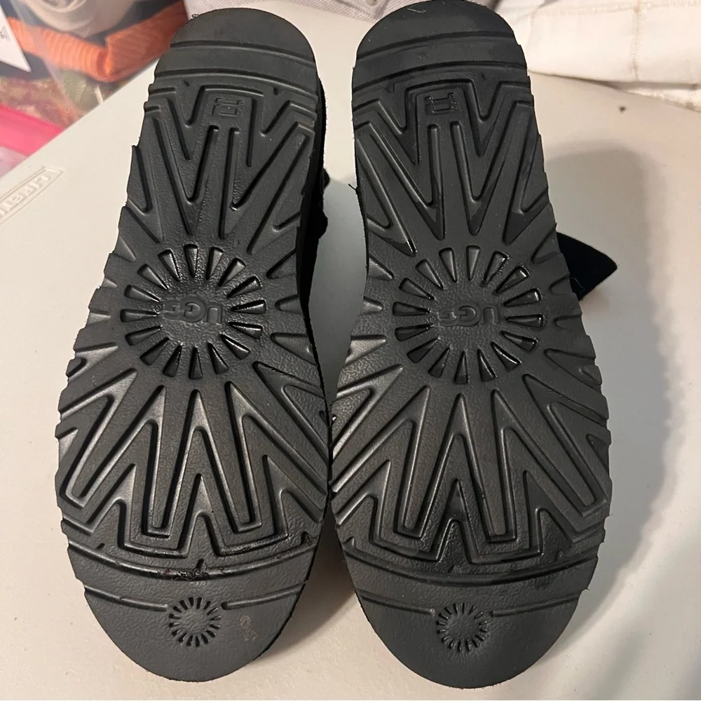 UGG elegant boots