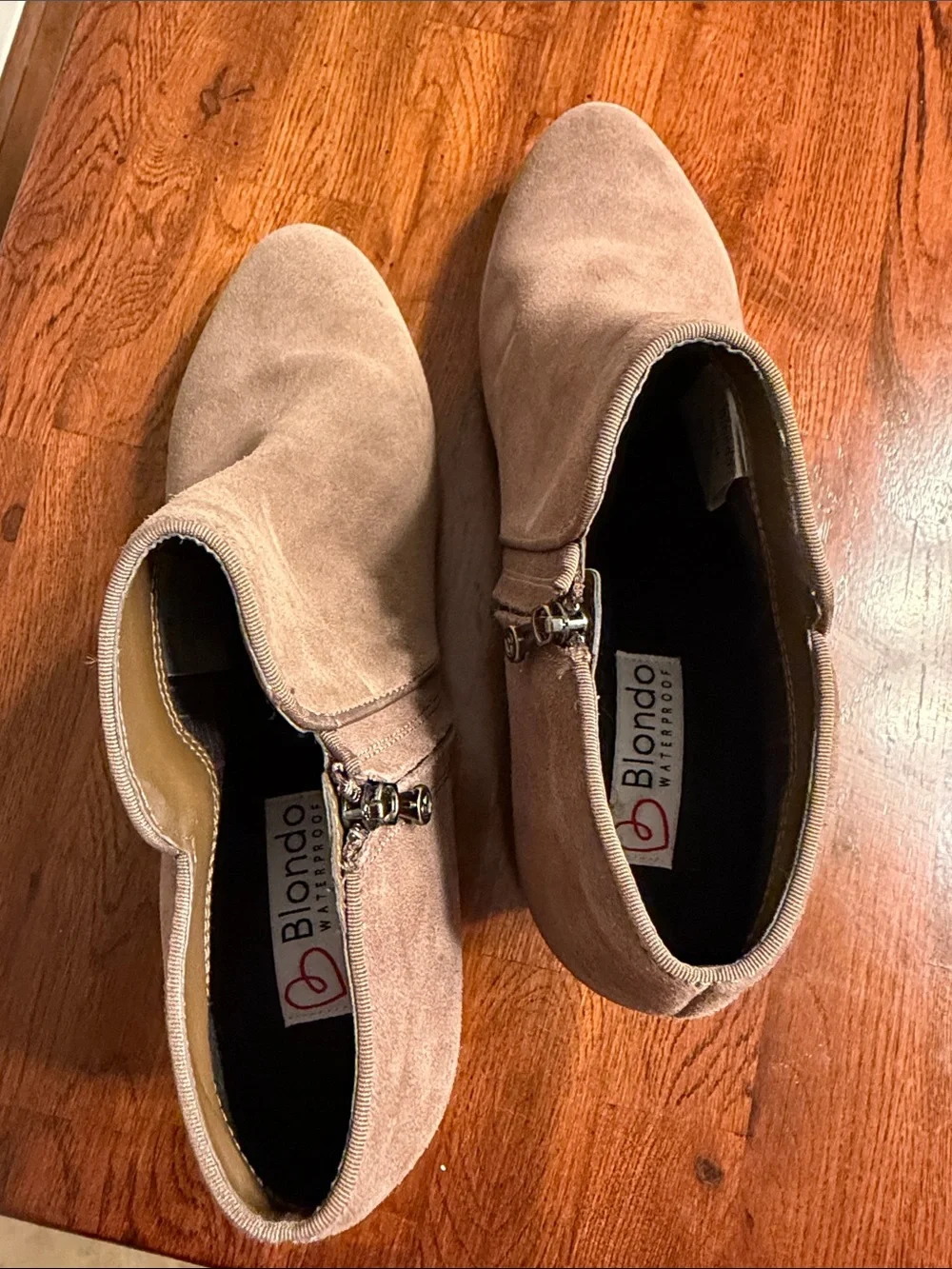 Blondo Waterproof Suede Ankle Booties size 10