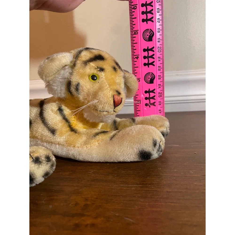 Unbranded vintage tiger