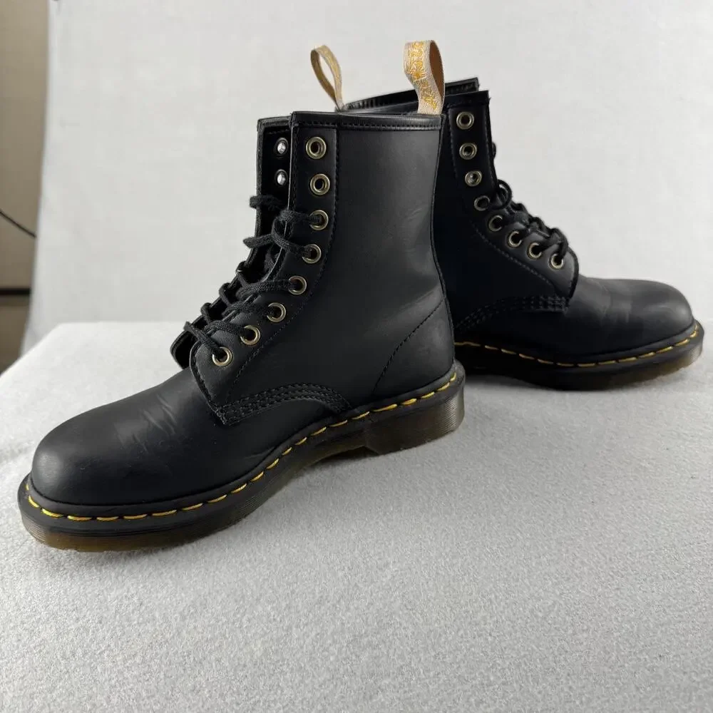 Dr. Martens welt black eye