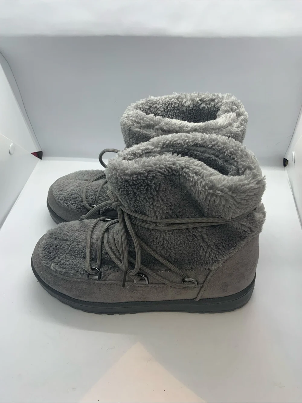 White Mountain Footwear stay warm