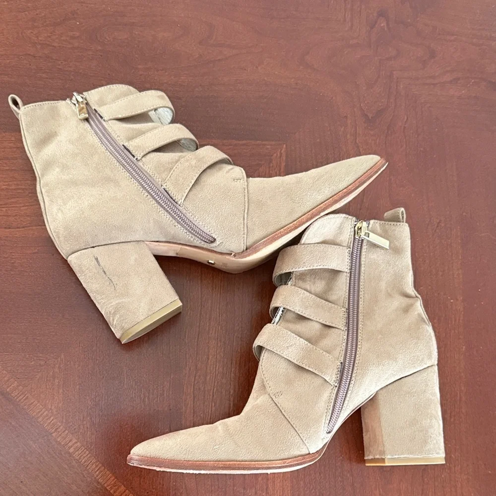 RAYE chic ankle