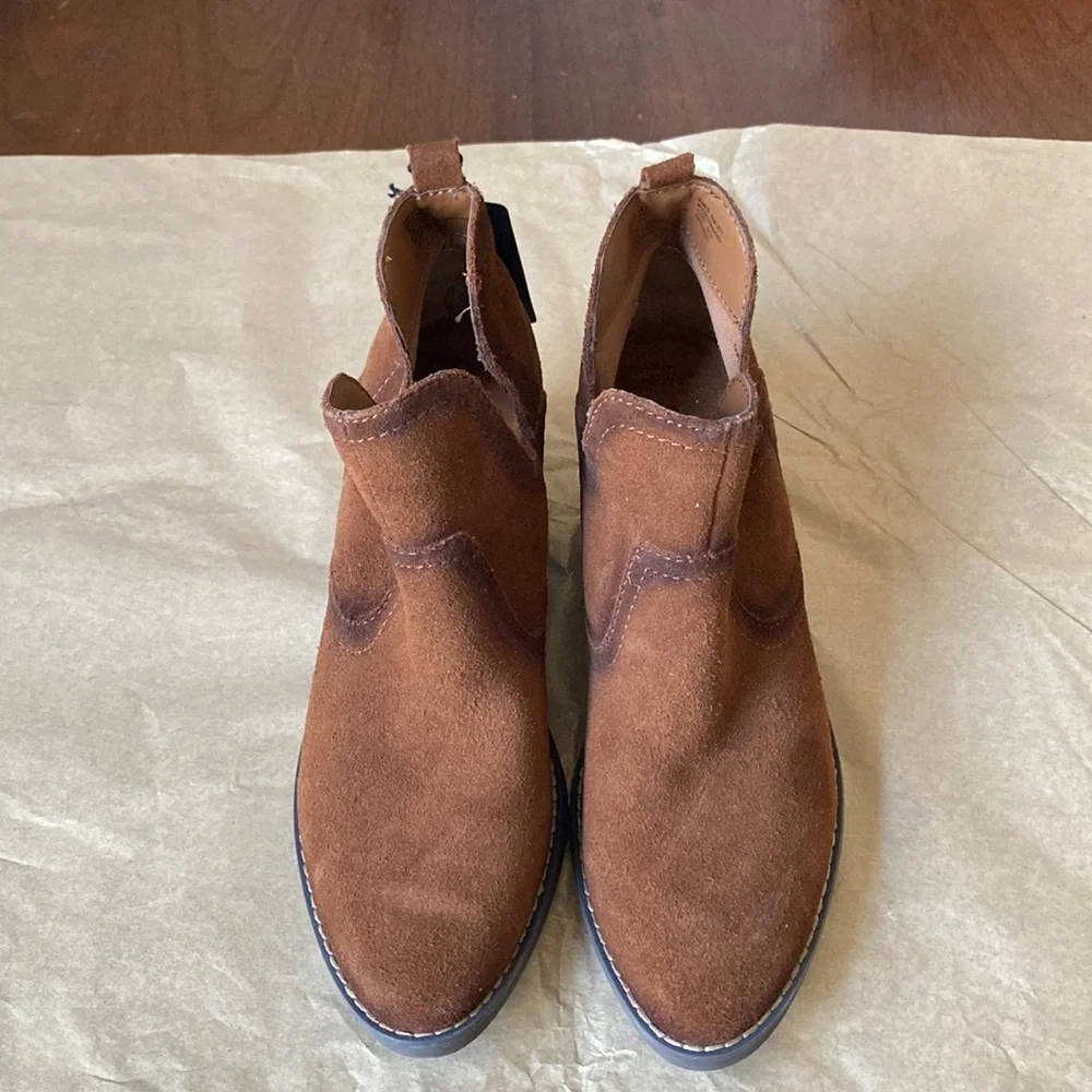 05:08 Sonoma Leather Ankle Boots