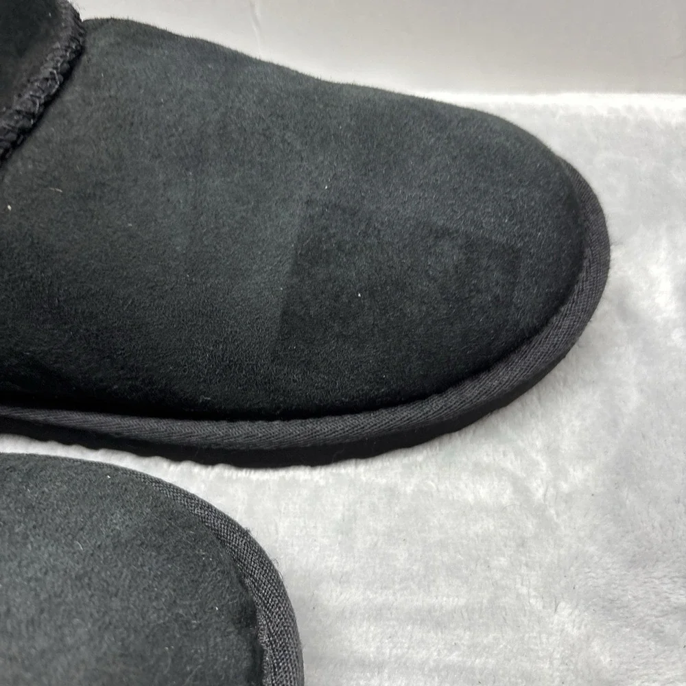 UGG classic mini