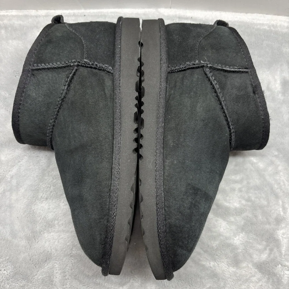 UGG classic mini