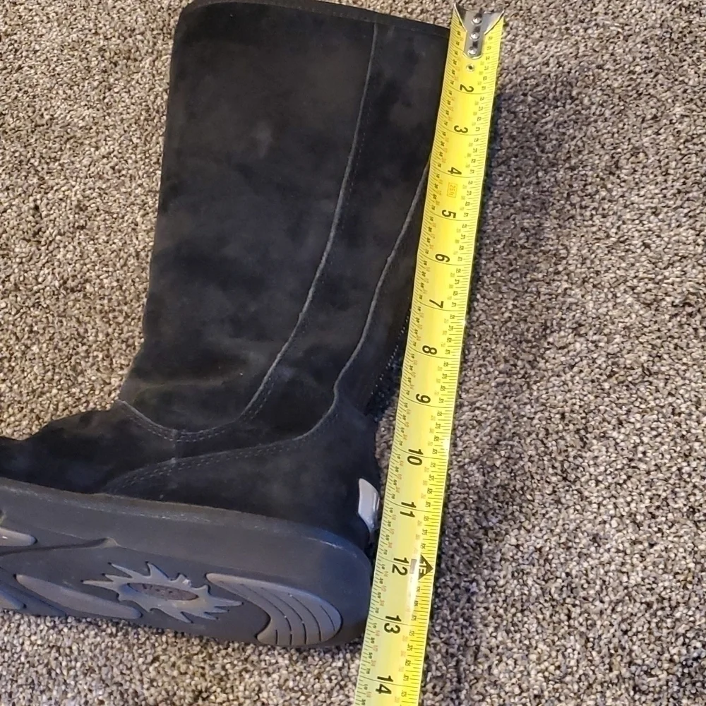 Ugg Boots F3009H size 7 women tall side zipper genuine sheepskin  leather