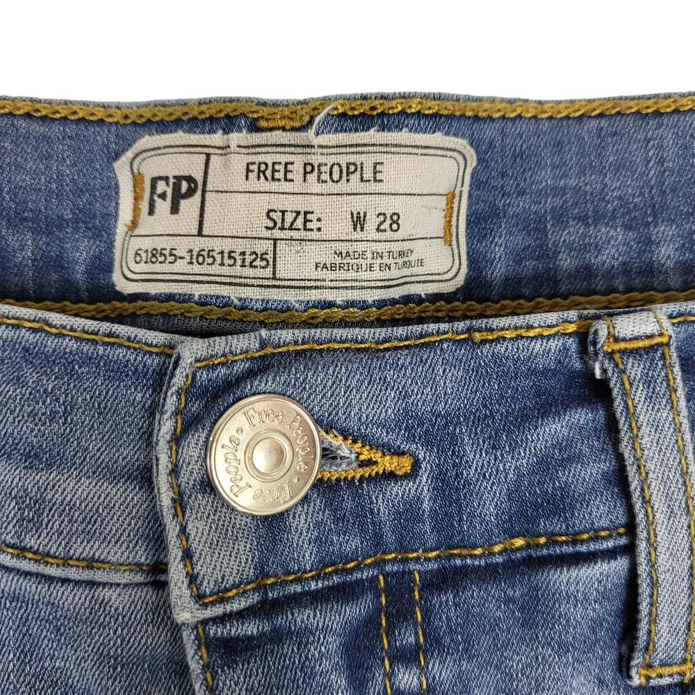Free People‎ Distressed High Rise Bermuda Shorts Size 28 # 645