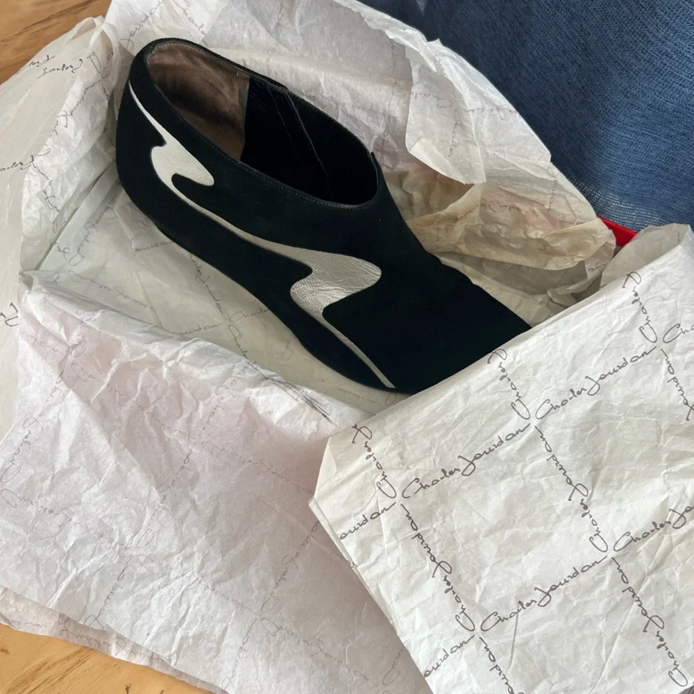 Charles Jourdan trim silver suede