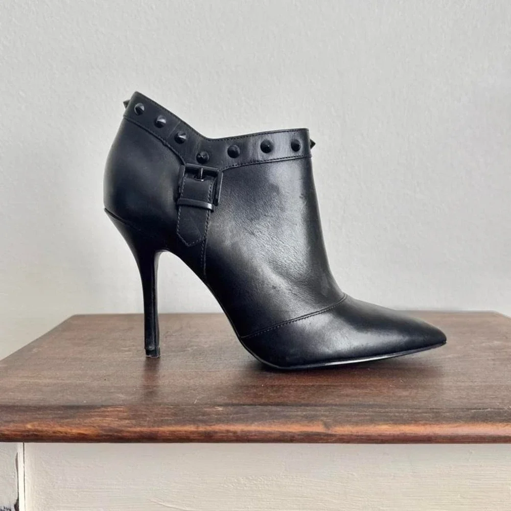 Black leather stud ankle boot size‎ 7 stiletto genuine leather Enzo moto buckle