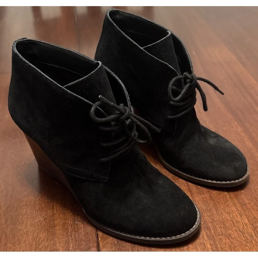 Lucky Brand LZ Yamens Booties Women 7.5 Black Suede Wedge Lace‎ Up Ankle Boots