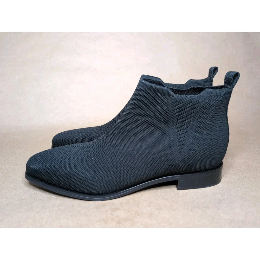 Vivaia chelsea boot