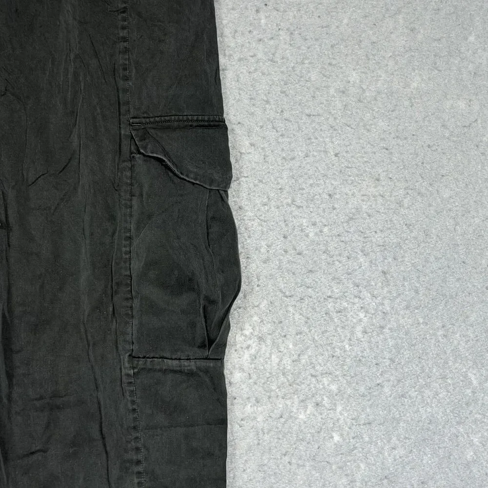 Lululemon Ready Set Cargo Pant Women’s Size 4 Green Pockets Drawstring