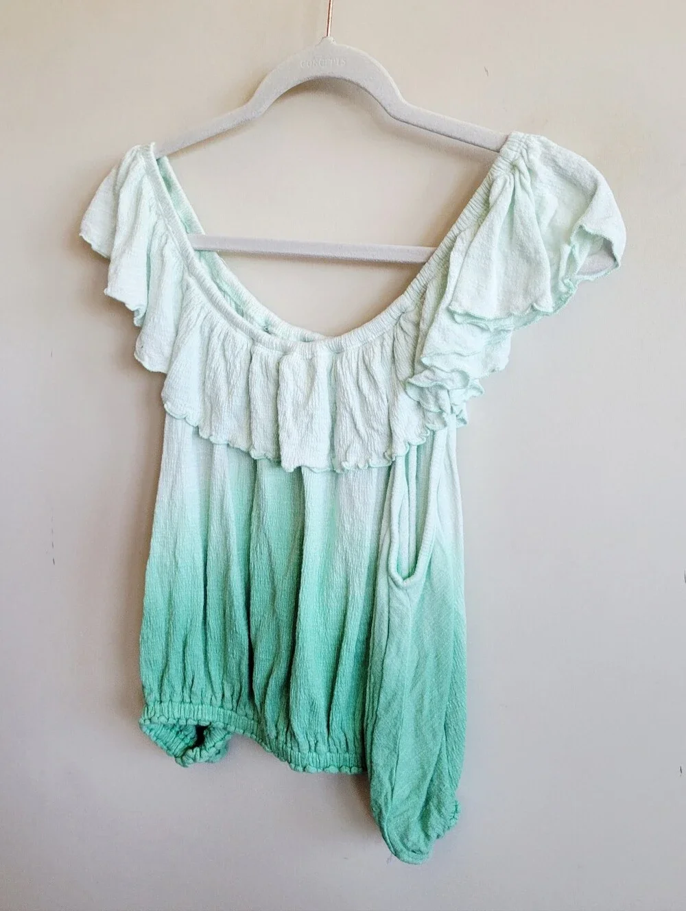 Free People cut shoulder