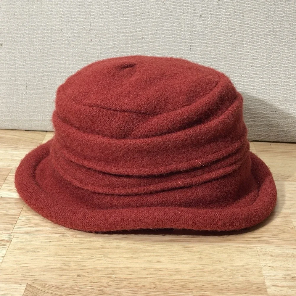Scala‎ Pronto Burgundy Wool Felt Pleated Cloche Hat One Size Autumn Winter