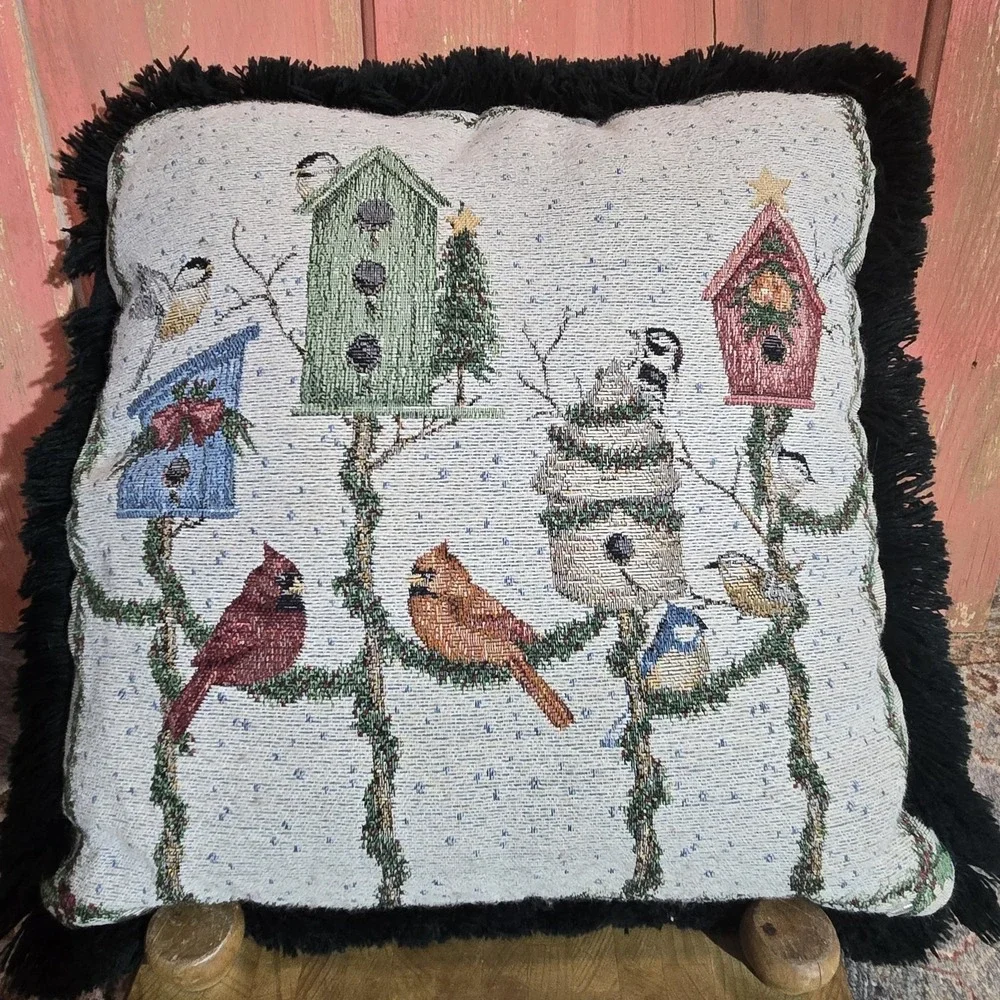Vintage Christmas Cardinal Birdhouse Tapestry Throw Pillow‎ Fringe Cottagecore
