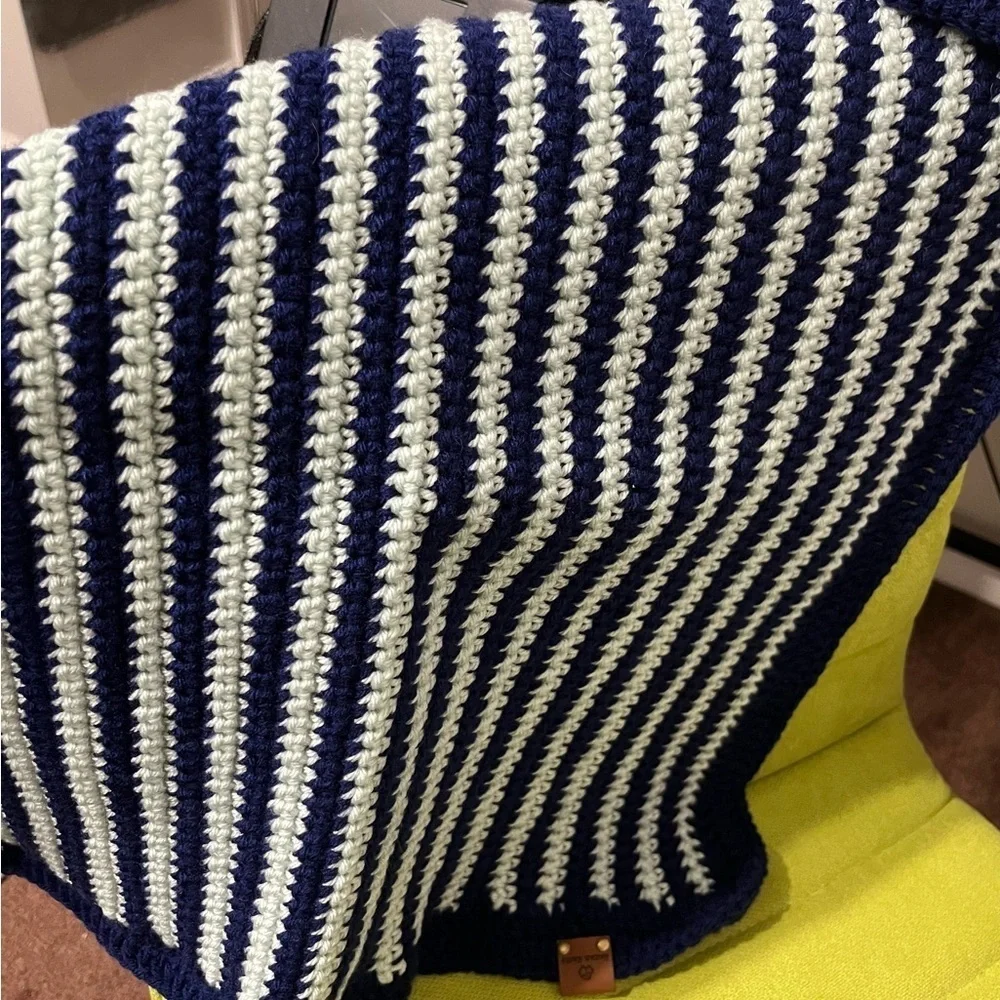 NWT Knana Knots, Baby Blanket Afghan, Receiving Blanket, Shades of Blue