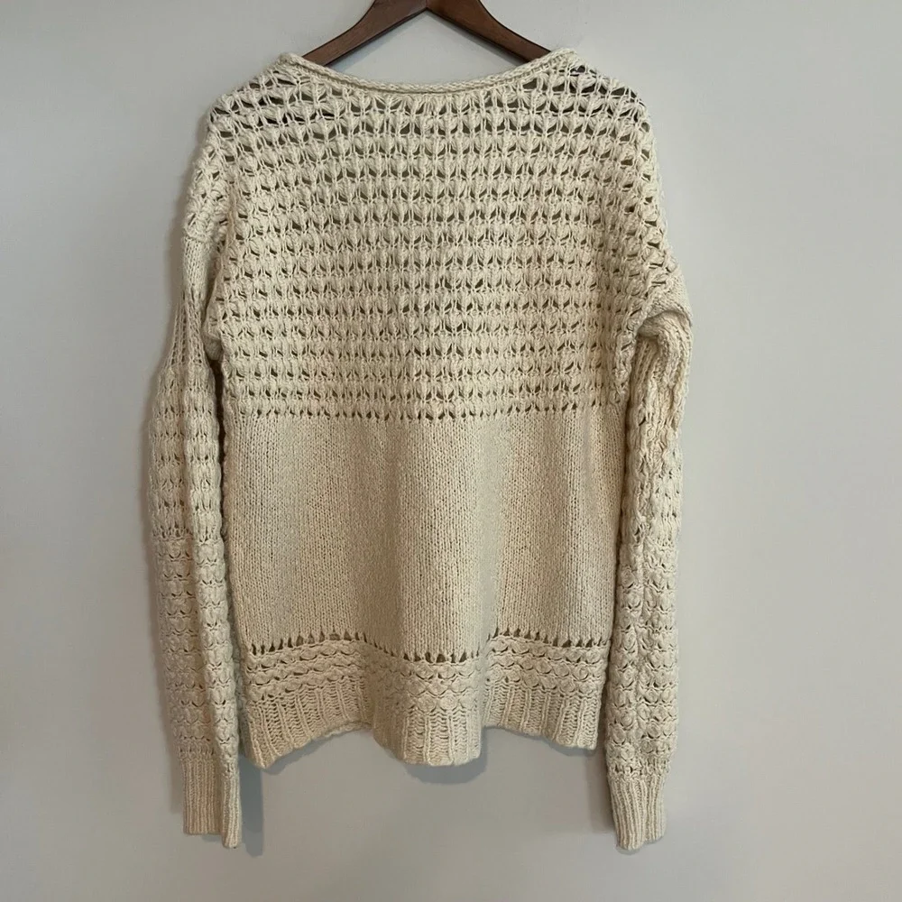 Free People Cream V-Neck Chunky Crochet Wool Blend Knit Sweater Large