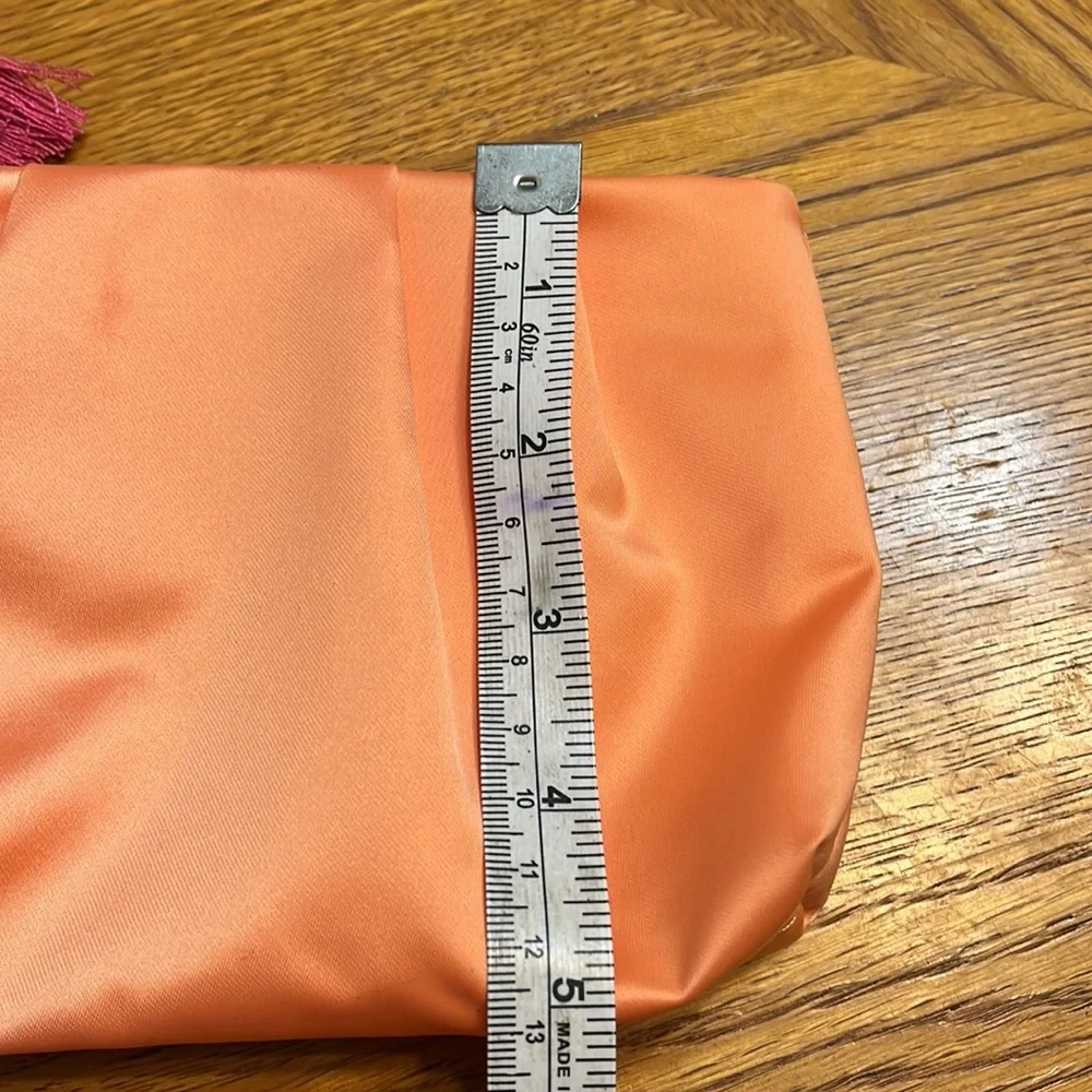 ✨ 3/$15 Estée Lauder Orange Tassel Makeup Bag