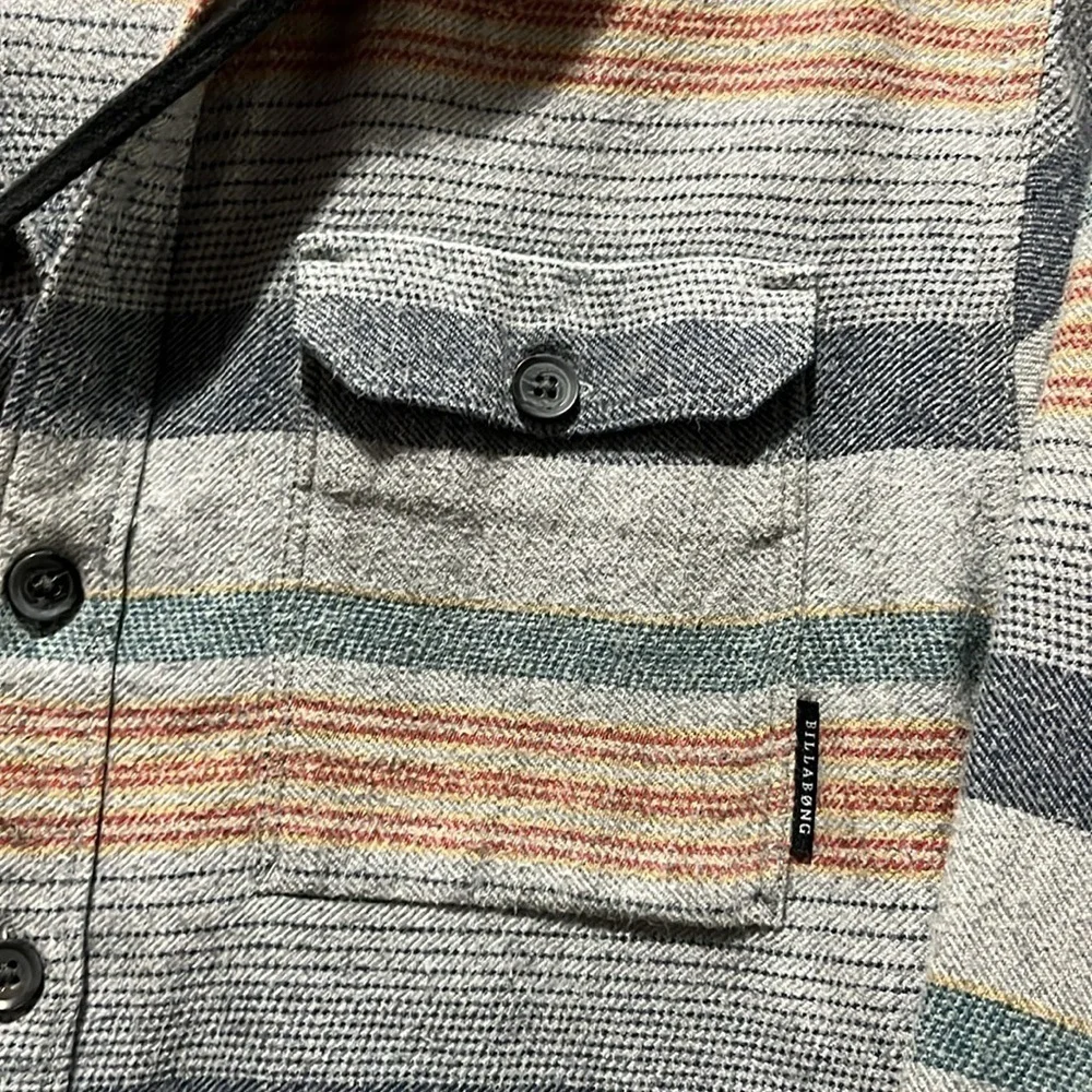 Billabong men striped